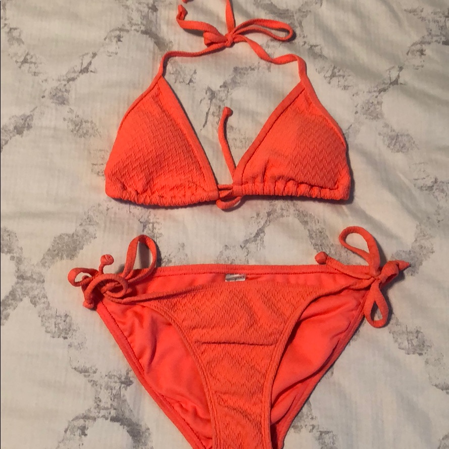 Bikini!!